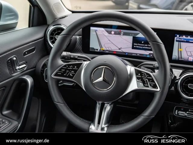 Mercedes-Benz A 180 Progressive