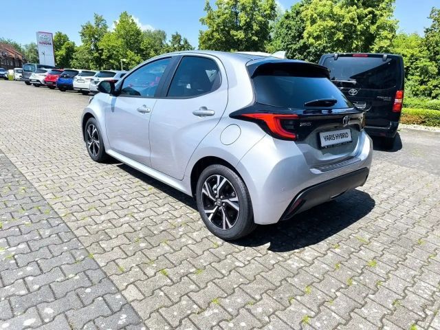 Toyota Yaris Hatchback Hybride VVT-i