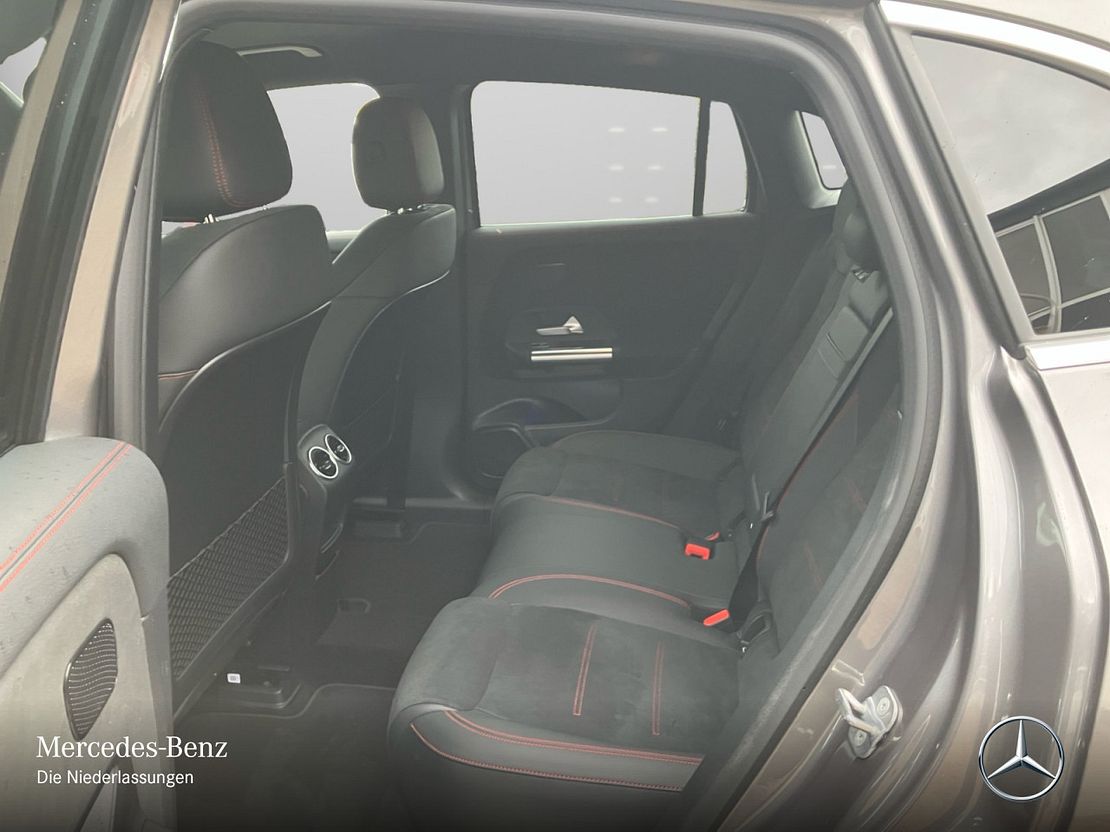 Mercedes-Benz EQA 300 4MATIC