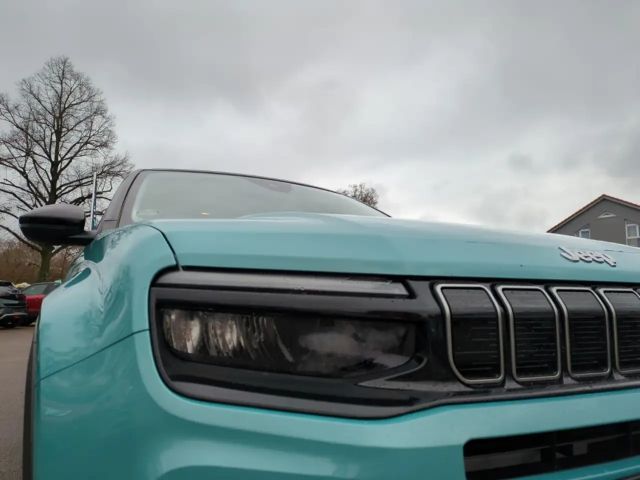 Jeep Avenger Full-Electric Summit