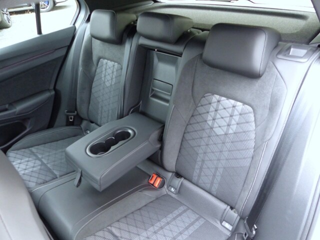 Volkswagen Golf 1.5 eTSI DSG