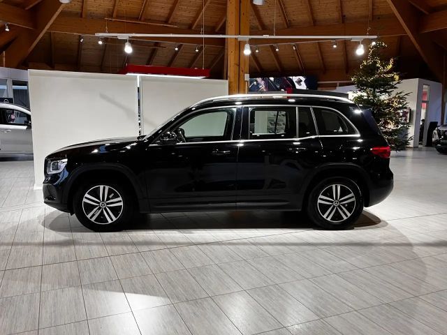 Mercedes-Benz GLB 200 4MATIC GLB 200 d Style
