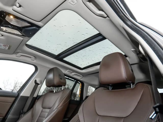 BMW 330 330e Touring xDrive