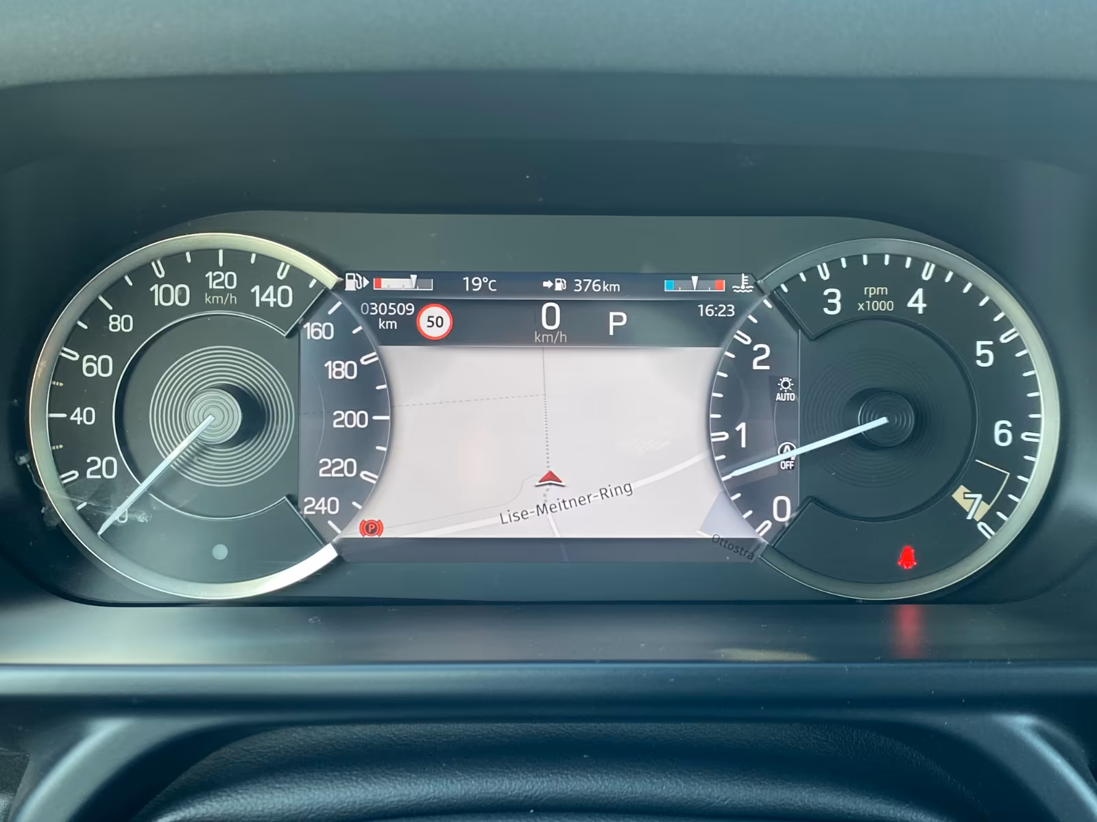 Land Rover Defender 90 Dynamic P400 S