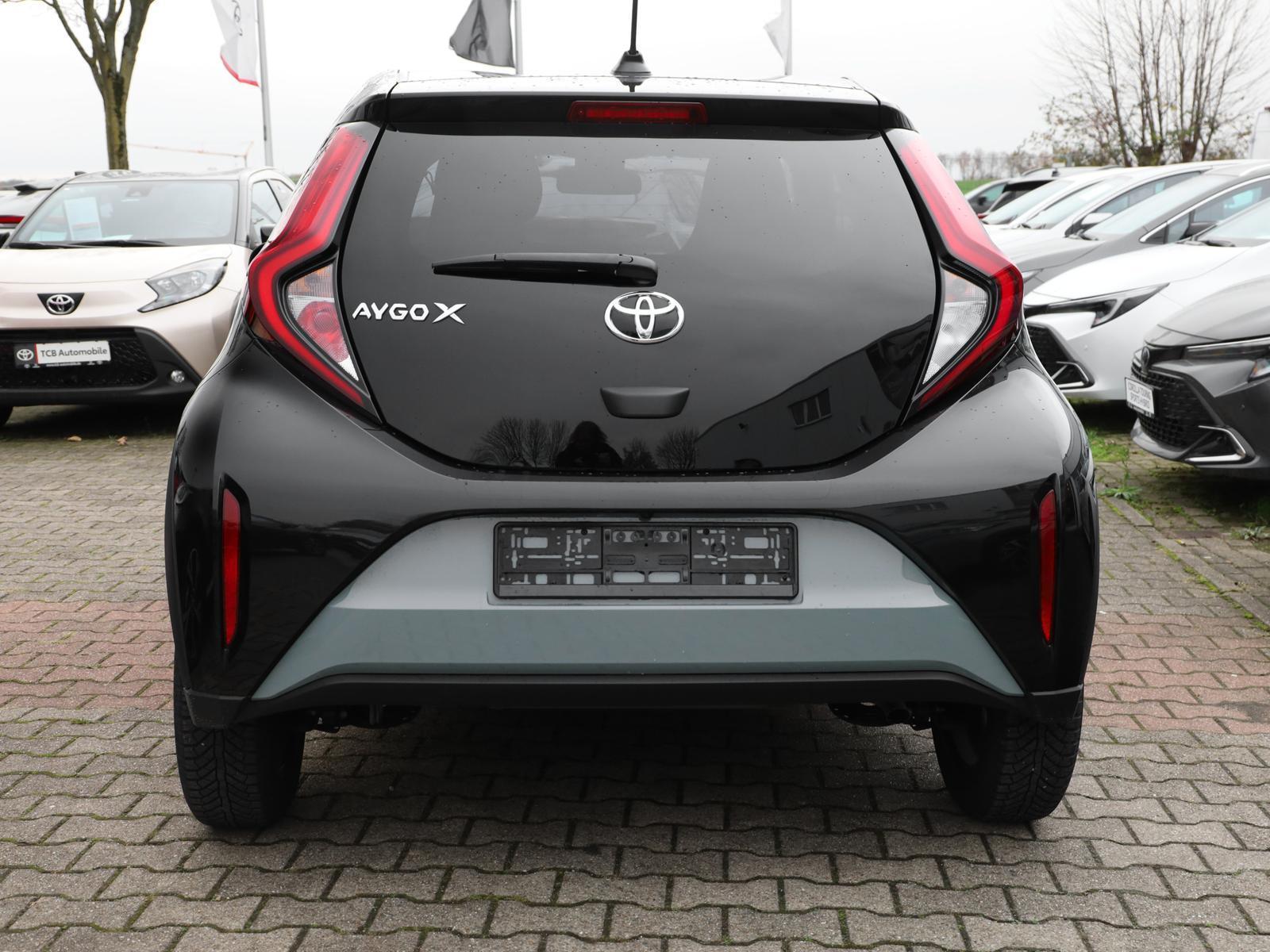 Toyota Aygo X 5-deurs Basis Team D