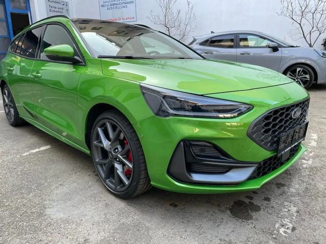 Ford Focus ST Line