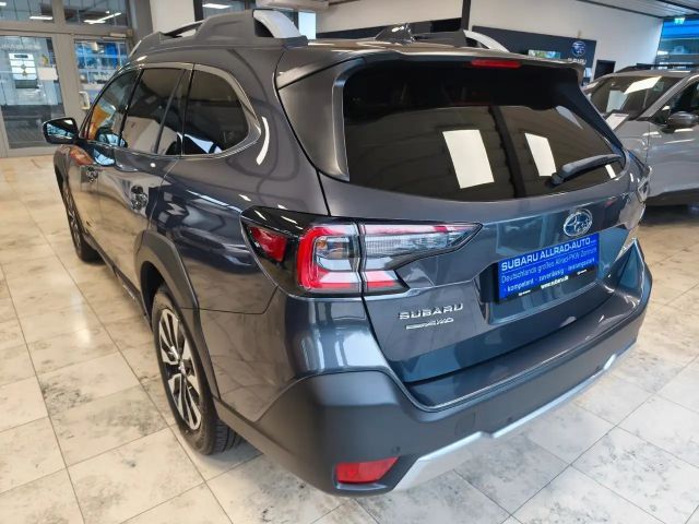 Subaru Outback 2.5i Platinum | LED | Navi