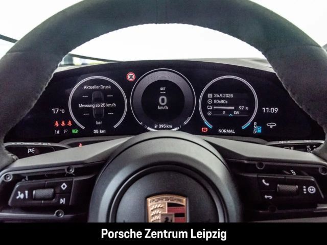 Porsche Taycan 4 Cross Turismo