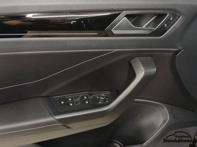 Volkswagen T-Roc DSG Plus R-Line