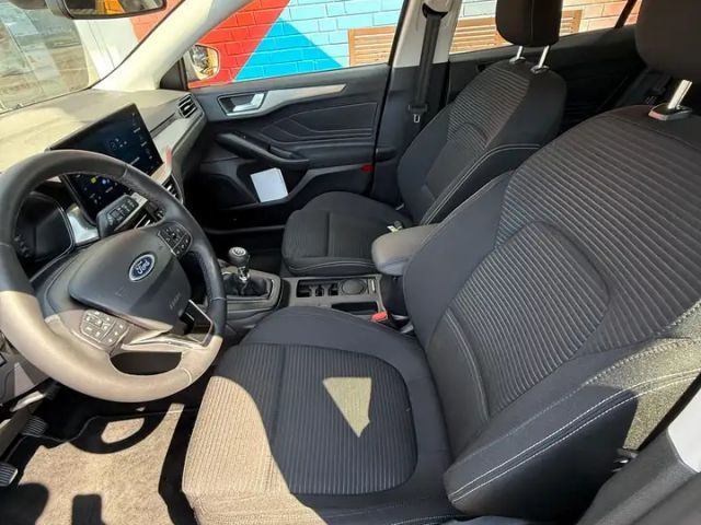 Ford Focus Titanium Wagon