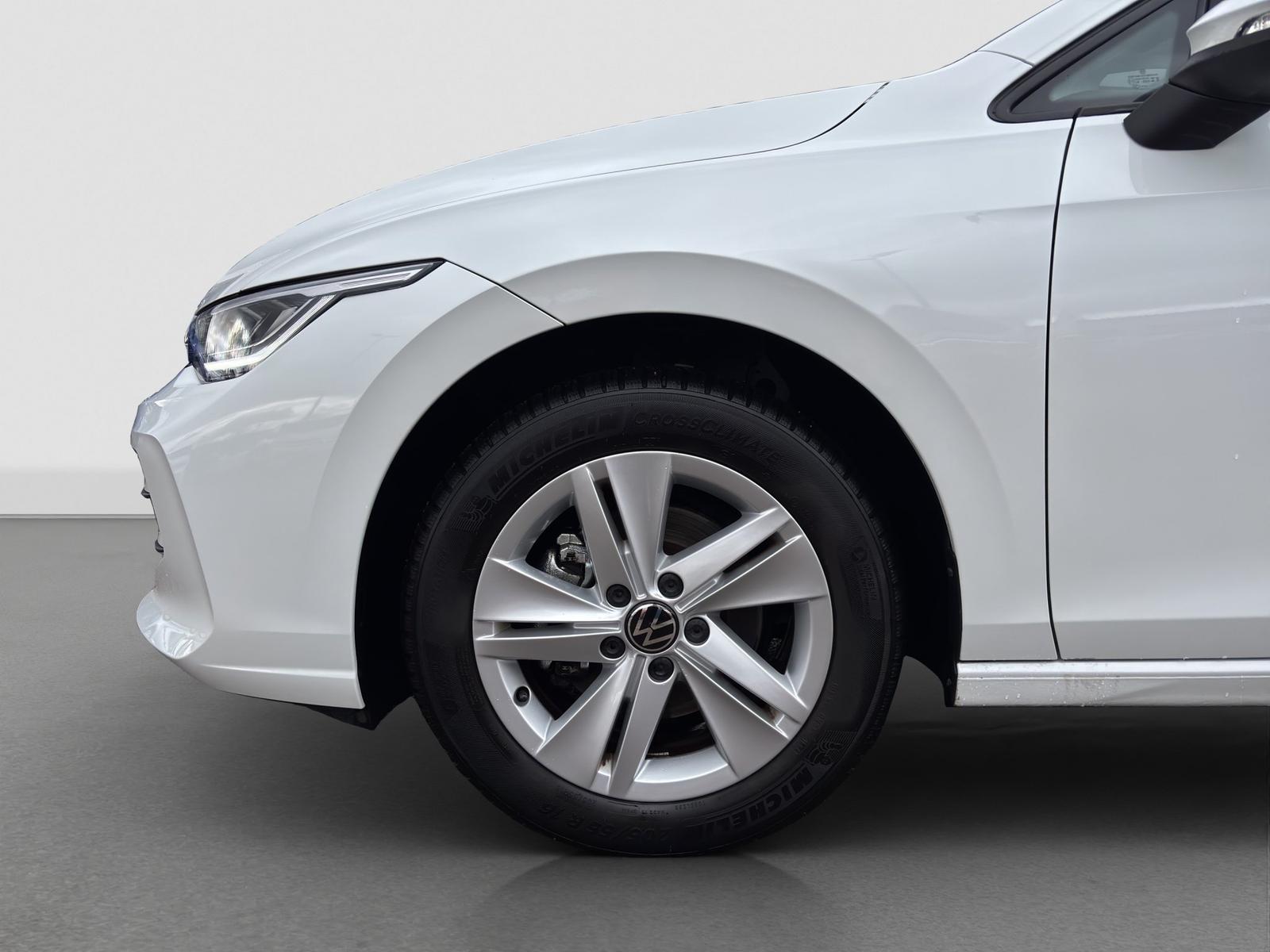 Volkswagen Golf 1.5 TSI Life Variant