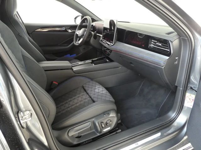 Volkswagen Passat DSG R-Line Variant