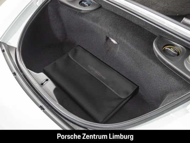 Porsche Cayman 718 RS