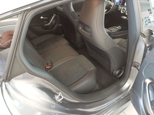 Mercedes-Benz CLA 220 CLA 220 d Shooting Brake