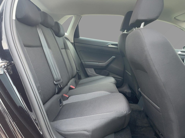 Volkswagen Polo TSI 5-Gang Navi LED PDC SH 8fach