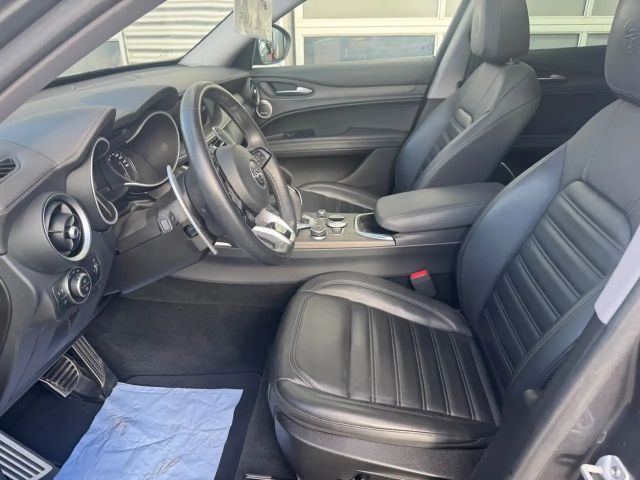 Alfa Romeo Stelvio Lusso Q4 TI