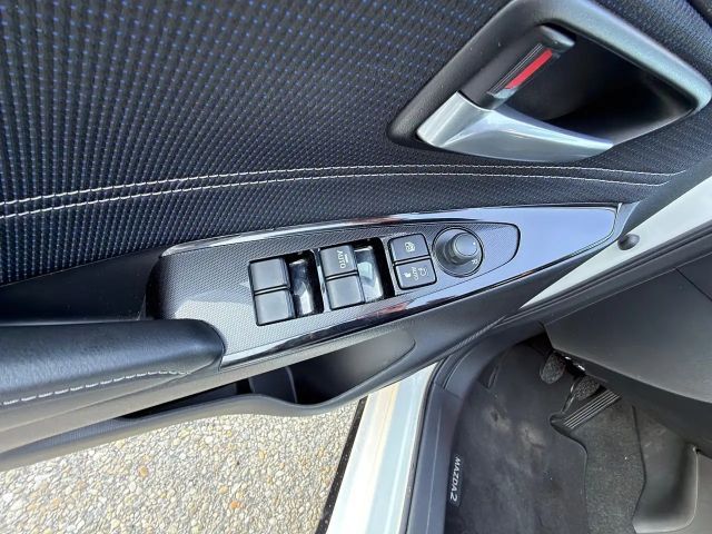 Mazda 2 Revolution SkyActiv