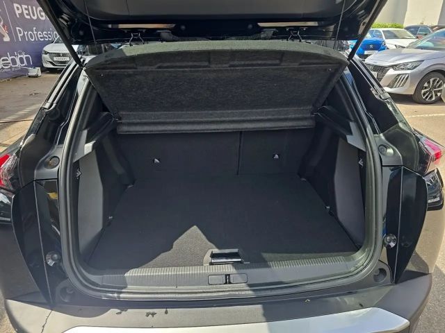 Peugeot E-2008 Allure Pack