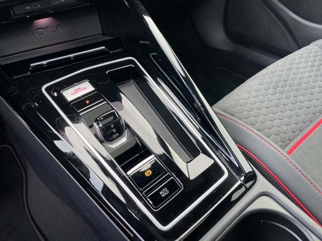 Volkswagen Golf 2.0 TSI DSG Golf VIII