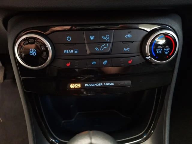 Ford Puma EcoBoost Titanium