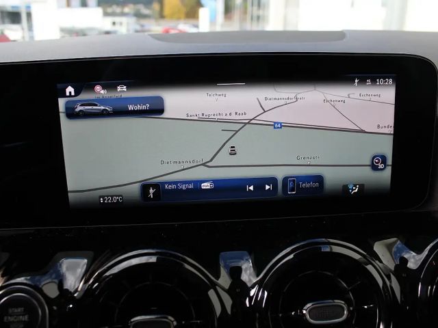 Mercedes-Benz B 180 Sedan