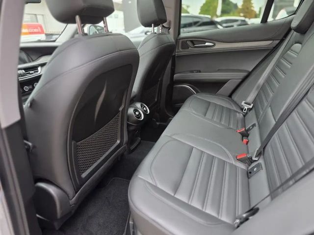 Alfa Romeo Stelvio Lusso Q4 TI