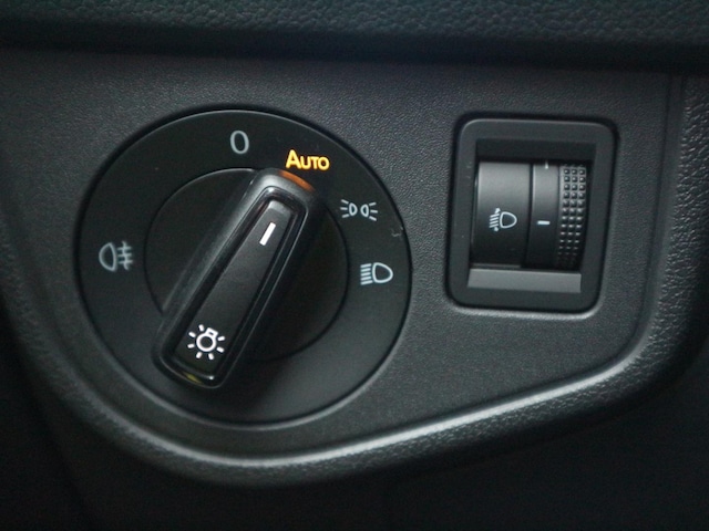 Volkswagen Taigo Taigo 1,0 TSI Goal +LED+Navi+AHK