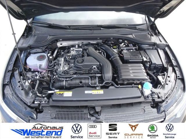 Volkswagen Golf DSG R-Line
