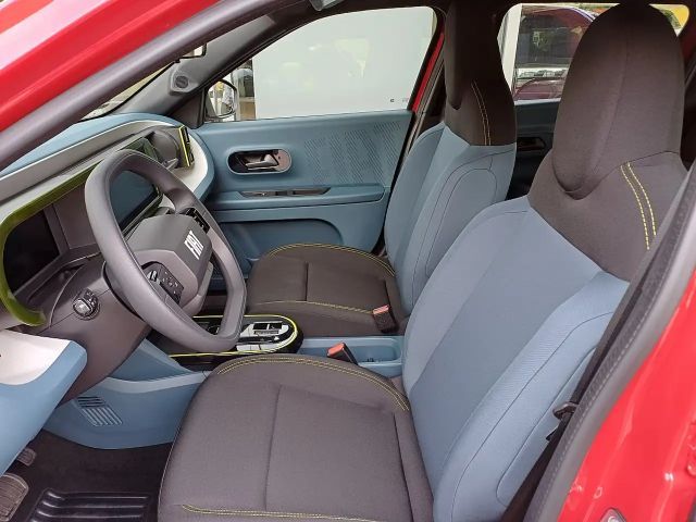 Fiat Grande Panda Hybrid mHEV 110 6-Gang eDCT Icon