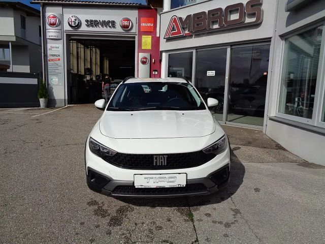 Fiat Tipo CityCross Cross Turbo
