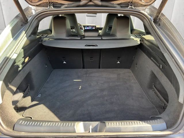 Mercedes-Benz CLA 180 AMG Line