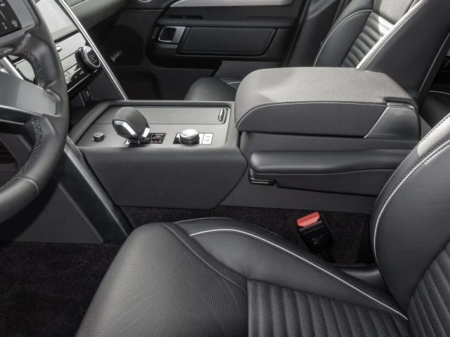 Land Rover Discovery D300 Dynamic HSE