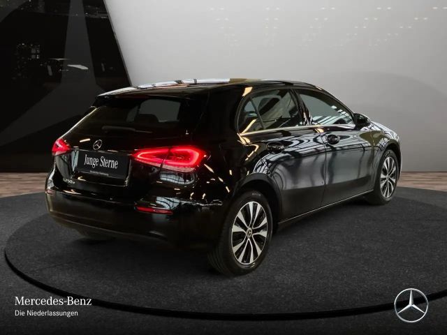 Mercedes-Benz A 250 A 250 e Style