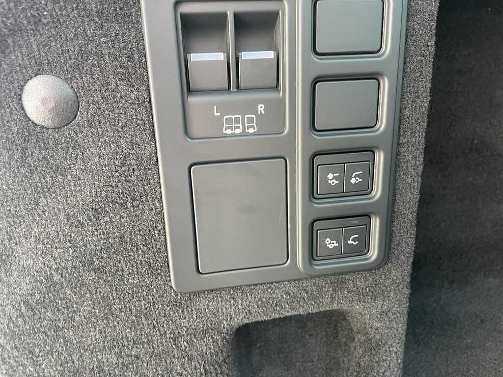 Land Rover Discovery G5