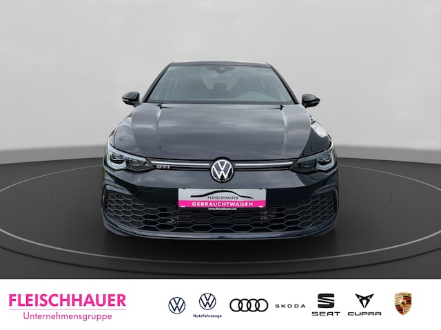 Volkswagen Golf 2.0 TSI DSG Golf VIII