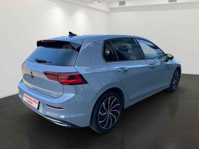 Volkswagen Golf 1.5 eTSI Golf VIII