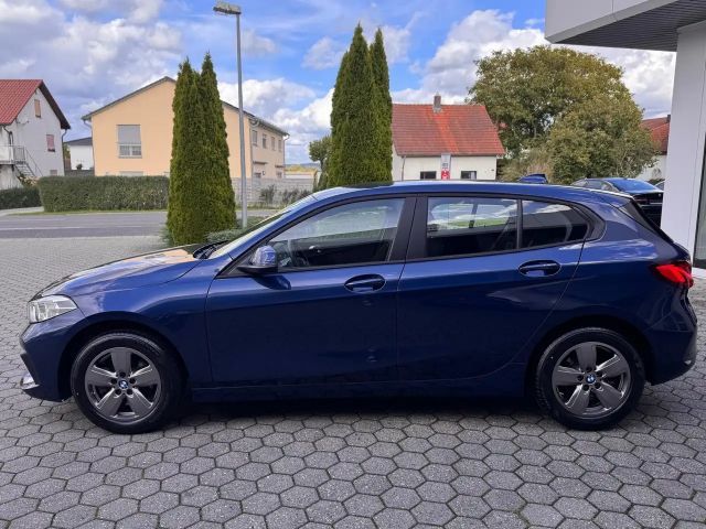 BMW 116 116i Sedan
