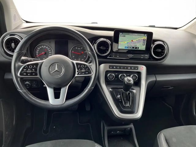 Mercedes-Benz T 180 T 180 d Navi PDC KAM AUT SHZ KlimaA SpurH FLA