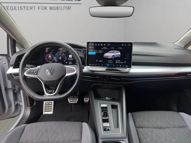 Volkswagen Golf DSG Plus