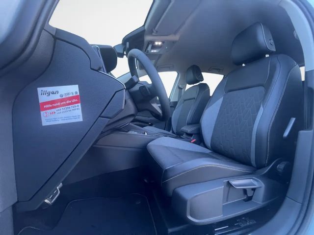 Volkswagen Golf 1.5 eTSI DSG Golf VIII