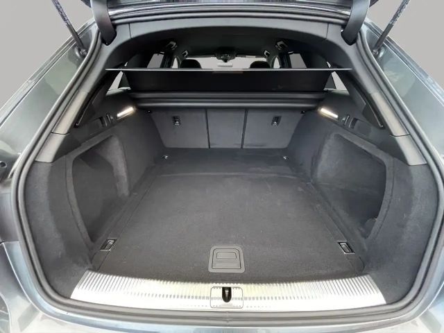 Audi A4 40 TFSI Avant S-Line