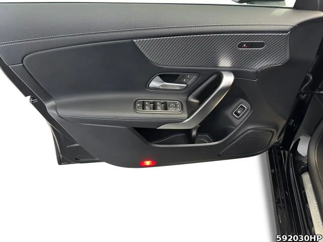 Mercedes-Benz CLA 200 Progressive