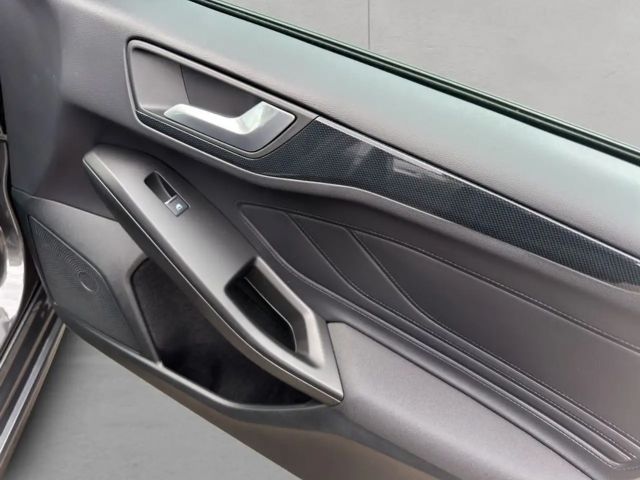 Ford Focus EcoBoost ST Line Wagon