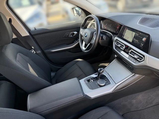 BMW 320 320d Touring xDrive