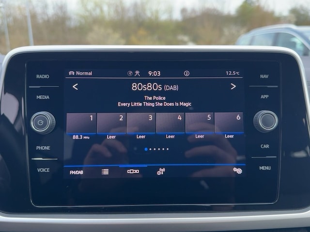 Volkswagen T-Roc T-Roc 2.0 TDI DSG "MOVE" LED Navi Front-Ass Lane-Ass Sitzhzg Bluet.