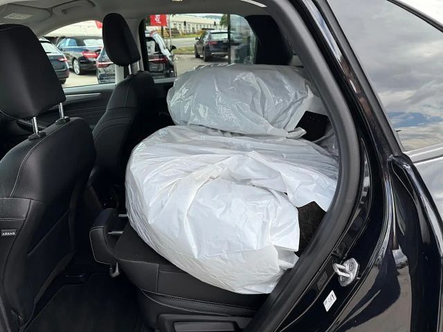 Ford Kuga Plug in Hybrid Titanium X