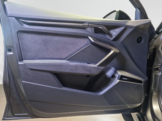 Audi RS3 Quattro S-Tronic Sedan