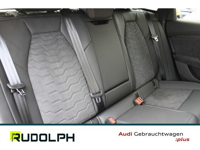 Audi A6 e-tron Avant Quattro