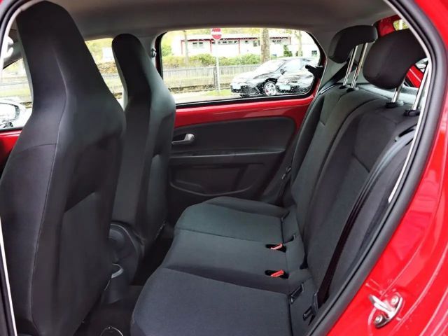 Volkswagen up! Move Move up!