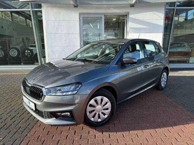 Skoda Fabia 1.0 MPI Essence SHZ,PDC,LED,GRA,NSW